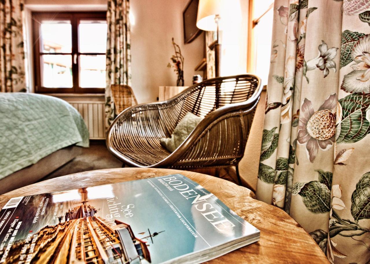 Historisches Gasthaus Hotel Hirschen Horn ガイエンホーフェン エクステリア 写真